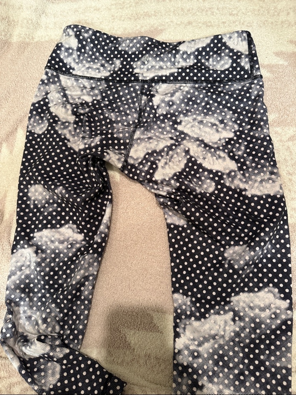 Lululemon Align Crop Leggings Size 8 Black White Polka Dot Tie Dye Print